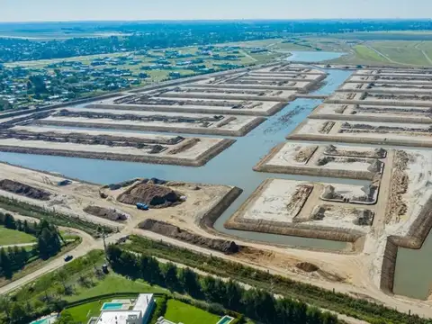 LOTE EN VENTA FINANCIACIÓN FUNES LAKES