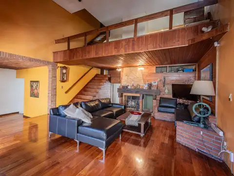 Casa en Venta en Avellaneda, USD 240.000