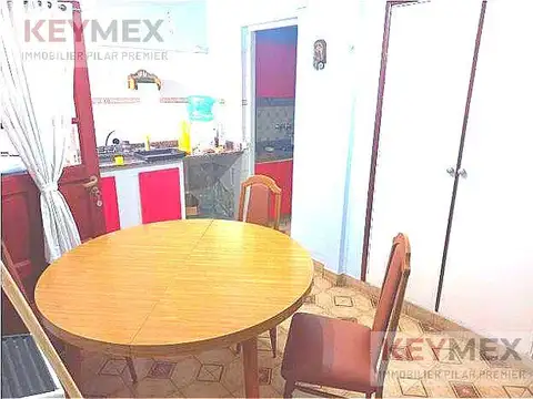 Casa en Venta con 1 cochera