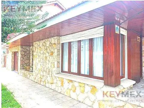 Casa venta Necochea 4 amb cochera jardín