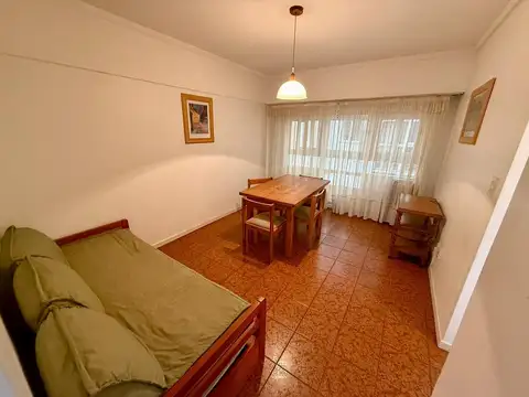 2 AMB. INTERNO LUMINOSO ZONA CENTRO