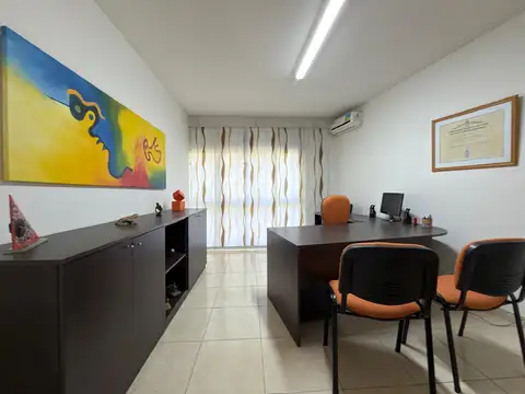 Oficina en Venta al Oeste