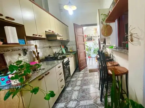 General Bernardo O'Higgins 1600