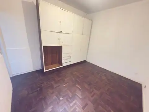 Depto Tipo Casa en Venta 40 años
