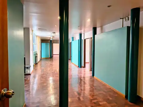 AMPLIAS OFICINAS COMERCIALES EN VENTA