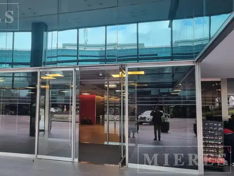 Oficina en Alquiler en Villa Adelina, USD 17.000