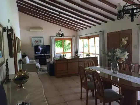 Casa en Venta de 5 dormitorios