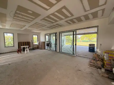 Casa en Venta a  Barrio Arenas del Sur