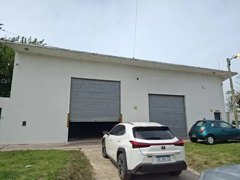 Juan Manuel de Rosas al 9600 esq. Celestino Vidal