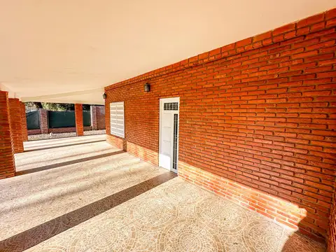 Casa en Venta con 1 cochera