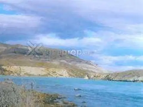 La Leona, santa cruz