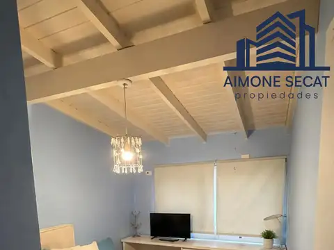Casa de 7 ambientes con 3 cocheras - Villa Ballester