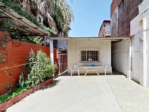 Depto Tipo Casa en Venta 50 años