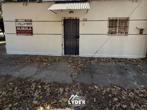 Departamento en alquiler planta baja. Calle Necochea y Falucho.