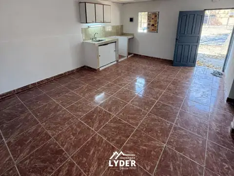 Necochea y Falucho, 100