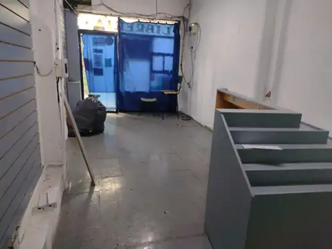 Local en Alquiler Via Púb.