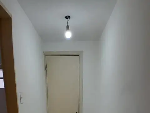 Depto Tipo Casa en Alquiler en Lomas del Mirador, $ 400.000