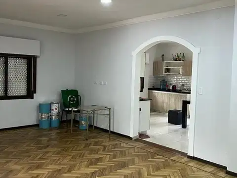 Alquiler Quinta 5 amb. La Reja, Parque, Pileta