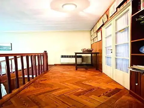 Rondeau e/ Avenida Larrea y Tomas Guido