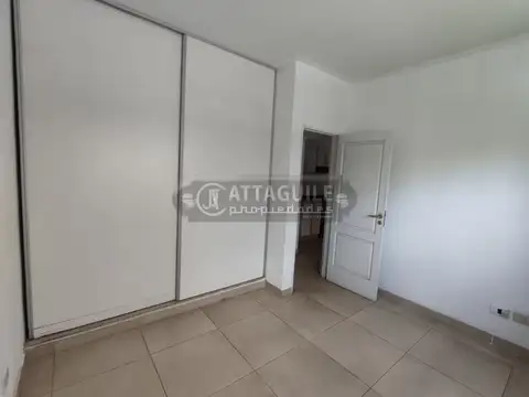 Depto Tipo Casa en Alquiler en San Antonio De Padua, $ 450.000