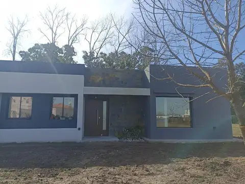 Casa en Venta - 3 Ambientes en Santa Isabel