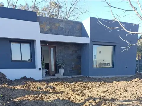 Casa en Venta - 3 Ambientes en Santa Isabel