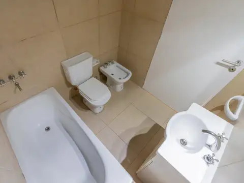 Venta Monoambiente luminoso con balcón en Saavedra