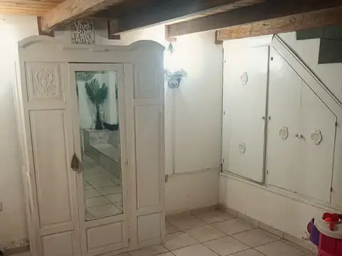 Casa en Alquiler con 1 cochera