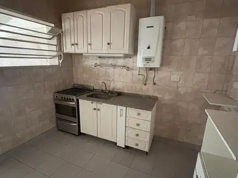 Depto Tipo Casa en Alquiler de 2 dormitorios