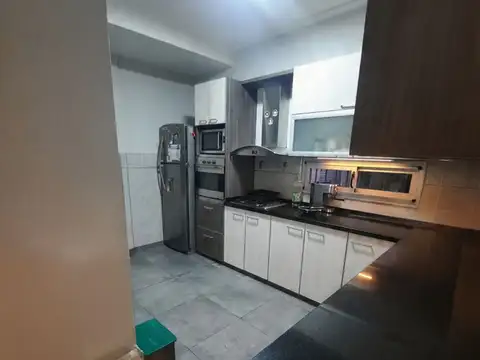 Casa 4 ambientes con 4 baños