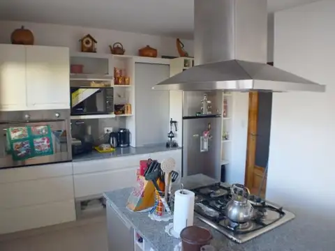 Casa en Venta en Villa Luzuriaga, USD 600.000