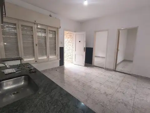 Depto Tipo Casa en Alquiler de 2 dormitorios