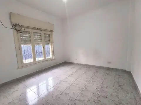 Depto Tipo Casa 3 ambientes con 4 baños