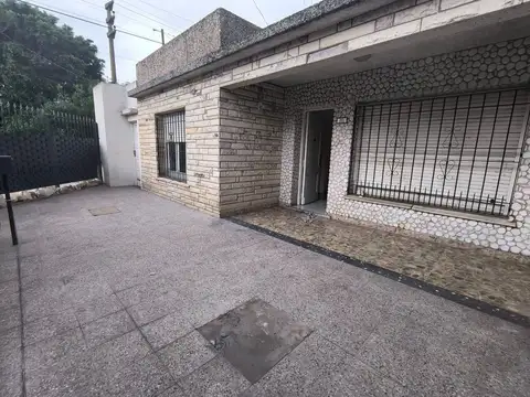 Depto Tipo Casa en Alquiler de 3 ambientes