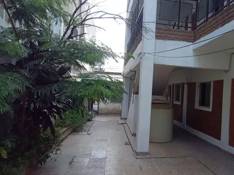 MONOAMBIENTE 20m2 AV. LOPEZ Y PLANES A PASOS DEL CENTRO