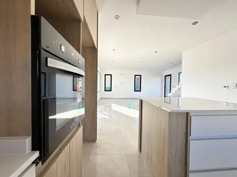 Departamento en Venta en Pilar Del Este, USD 199.000