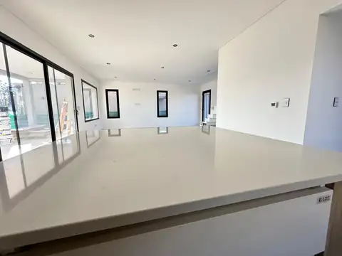 Departamento en Venta de 4 dormitorios