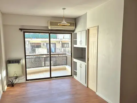 EXCELENTE DOS AMBIENTES DE CALIDAD CON COCHERA