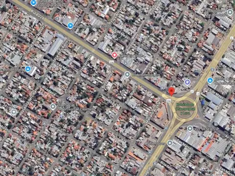 Avenida Pedro Luro y Corrientes