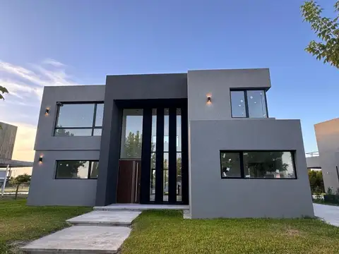 Acacias 195