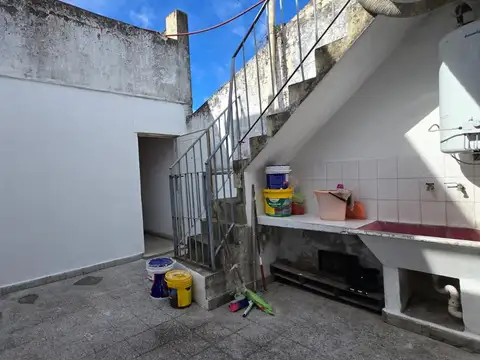 Defilippi 1600, Piso 2