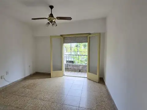 Defilippi 1600, Piso 2