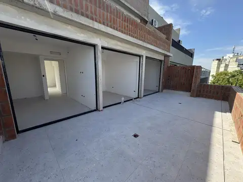 VENTA DPTO 4 AMBIENTES CON GRAN BALCON ATERRAZADO Y PARRILLA EN VILLA ORTUZAR
