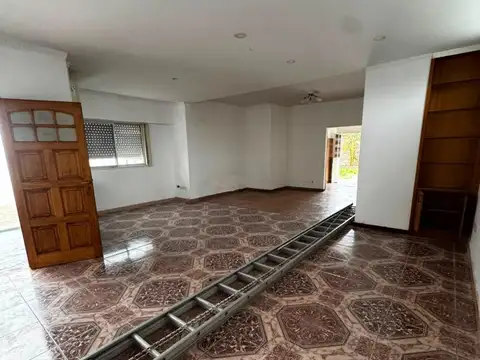 Casa en Alquiler en Florencio Varela, $ 999.999