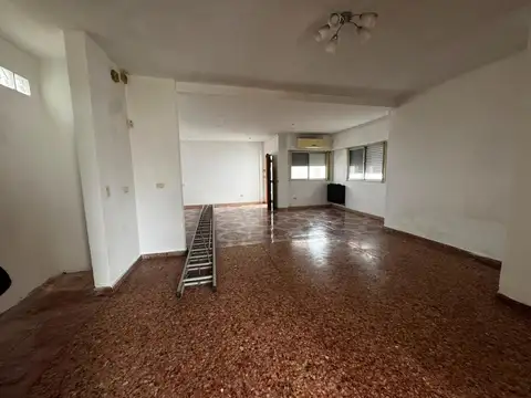 ALQUILER DE CASA EN VARELA CENTRO