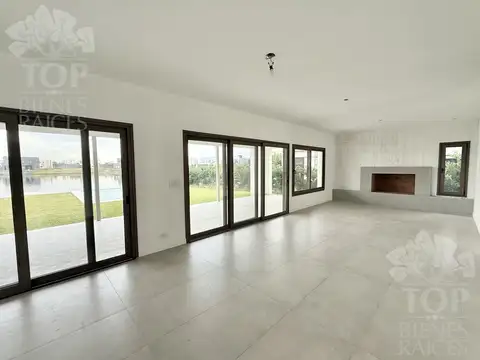 Casa en Venta de 5 dormitorios