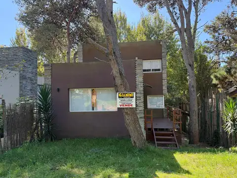 Casa tres ambientes venta y alquiler temporario Mar Azul