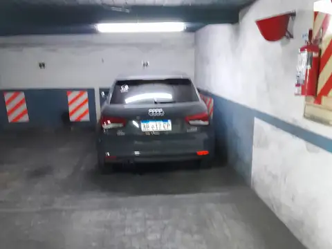 Cochera en Venta Cubierta