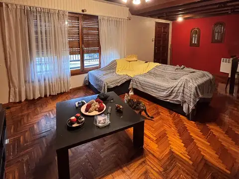 Casa 3 ambientes con piscina sobre lote propio en Venta en Boulogne