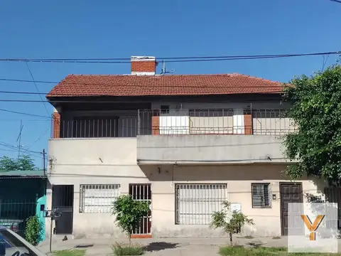 Departamento en venta - 2 dormitorio 1 baño 60mts2 - Bernal Oeste
